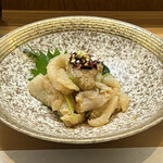 醍醐 - 大型のカワハギを肝で和えたお造り