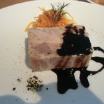 シュヴァル・ドゥ・ヒョータン - パテのアップ