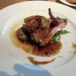 シュヴァル・ドゥ・ヒョータン - 骨付き子羊のロースト