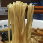Tombo - 醤油の旨味ソバ/麺リフト