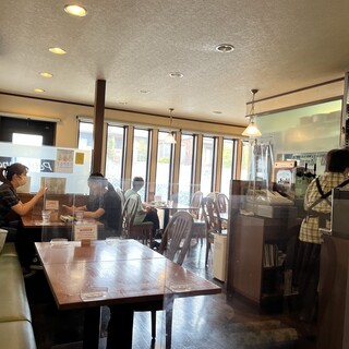 ビストロ・プチ・ブラン_2