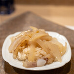 うを徳 - 2022.9 生のミミとゲソ（仙崎産剣先イカ）ミニ丼