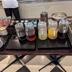 スクエア - アイスコーヒー・アイスティ・リンゴジュース・オレンジジュース・烏龍茶…
