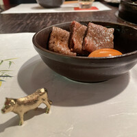 牛牛 西麻布 総本店 - 牛ちゃんと。