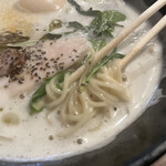 コジーナ邸 鶏白湯ラーメンと豪快な居酒屋料理＆鍋 - 