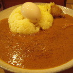 サトナカ - チキンカレー（スパイシー）大＋ルー追加＋半熟味付玉子　８５０円