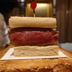 おにく 花柳 - カツサンド