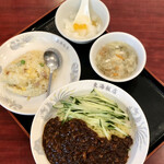 Toukai Hanten - ジャージャー麺(小)チャーハンセット980円