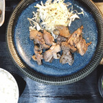 地鶏食堂じん. - 