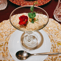 ブルガズ アダ - トプカプ宮殿帝王の門からのご挨拶 はじまりの一口