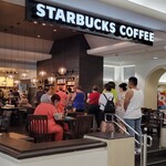 Starbucks - 外観