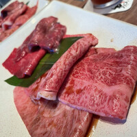 焼肉うしごろ 新宿三丁目店 - 