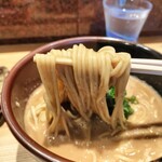 中華蕎麦 とみ田 - 持ち上がるぅーーー！