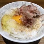 風来居 - 名物 玉子かけご飯 ¥250