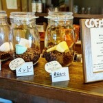 モラモラカフェ - カウンター