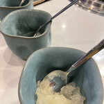 焼肉 拍手喝采 - お口直しの梅シャーベット