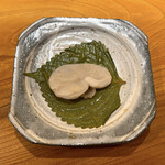 東京肉しゃぶ家 - 但馬玄 平貝 炙り