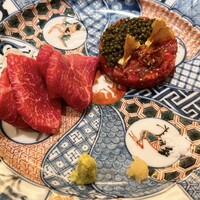 東京肉しゃぶ家 - 但馬玄 特選赤身 刺身と但馬玄 タルタル ドライフルーツ キャビア