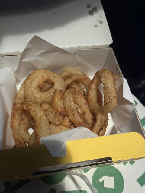 ピザ・テン・フォー 釧路昭和店 - 新富士（ピザ）の写真