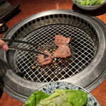 よろにく - 上タン