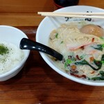 らーめん 砦 大国町店 - 