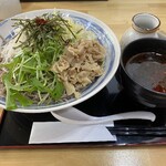 四川麻婆豆腐 辣婆 - 肉辣蕎麦(冷)大盛り￥800