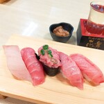 沼津魚がし鮨 流れ鮨 - 料理写真: