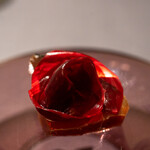 プレゼンテ スギ - 2022.9 GV鰹（アラとフランボワーズでGVした鰹、ビーツのピクルス、八千代牛乳の自家製水切りヨーグルト）