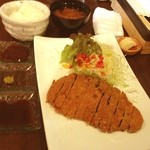 和洋創作厨房ビズ - 豚ロースカツレツランチ