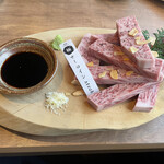 飛騨牛･黒毛和牛 焼肉専門店 鳥藤 - サーロインステーキ②