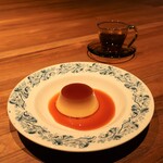 PENITENT - クレームカラメル（550円税込／ホイップクリーム乗せは600円）