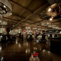 ロウリーズ・ザ・プライムリブ 恵比寿ガーデンプレイス店 - 