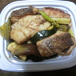 Delicatessen Lama - 白身魚と野菜のソテー