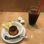 クラ カフェ - さつまいもプリンとアイスコーヒーのセット@715円