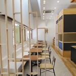 SALON DE GOUTER - 店内