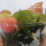 SALON DE GOUTER - プレミアム宇治抹茶パフェ
