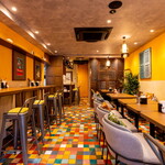 SADEC TOKYO - ベトナムタイルを全面に敷き詰めた空間(●'◡'●)