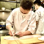 多仁本 - 軽快な鱧骨切り♫