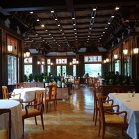 ザ・フジヤ - ザ フジヤザ 
                    日本アルプスの高山植物636種が描かれた
                    折り上げ格天井