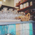 ダコタ ラスティック テーブル - 店内