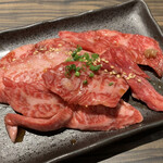 A5山形牛一頭買い焼肉くろべこ - 