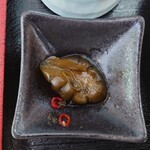 Tonkatsu Katsuya - ◯キュウリの漬物
                      俗に言うQちゃんの味わいなんだけど
                      深みがあるのと鷹の爪でピリ辛になってる
                      Qちゃん、あんまり好きではないけど
                      これは面白くて美味しい味わいだねえ