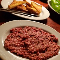 カルネジーオ イースト - 