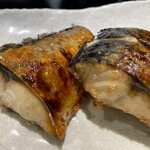 炭火魚 旬彩料理 坂本 - サバ塩焼きアップ