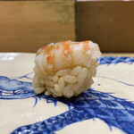 鮨旬美西川 - 海老(予熱で蒸らした海老)