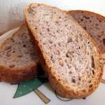 麦わらぼうし - 好みの厚さにスライス&軽くトーストしていただきました。