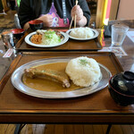 キッチン あずま - 数量限定 …メニューには書いていない…裏メニュー？
      ほねカレー　税込 １,４００ 円
      キッチンあずまさんの、SNSの投稿にて、
      投稿が上がった時のみ、食べられるメニューです