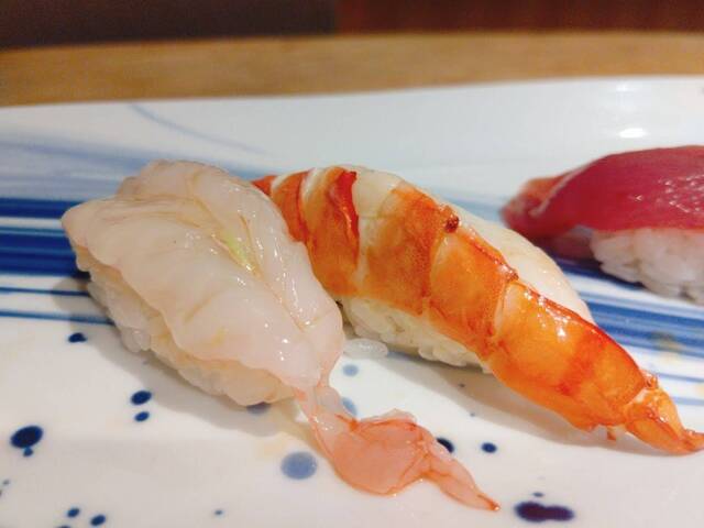 『鹿児島市にある、あったかハートのサービス満点のお店「すし馨」。お腹いっぱいになるまで料理を出し続ける(?)大将のおもてなし』by ファイブ ...