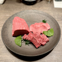 USHIGORO S. SHINJUKU - 本日のお肉