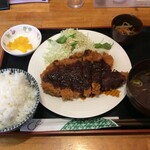 Tsukurutei - お昼のみそかつ定食